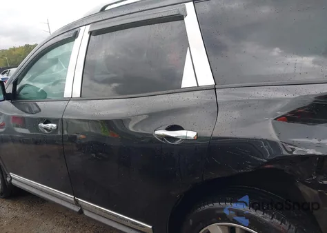 2016 Nissan Pathfinder Platinum из США, поврежденный, VIN 5N1AR2MMXGC645097